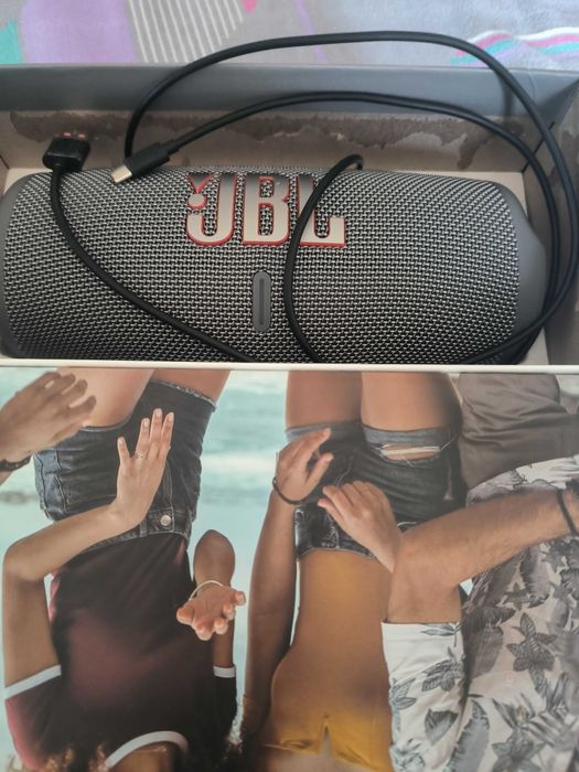 Boxa jbl charge 5