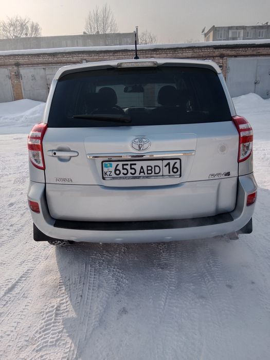 Продам Рав4 2011г