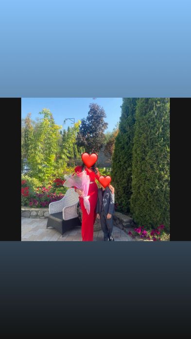 Платье красное ,в идеальном состояние