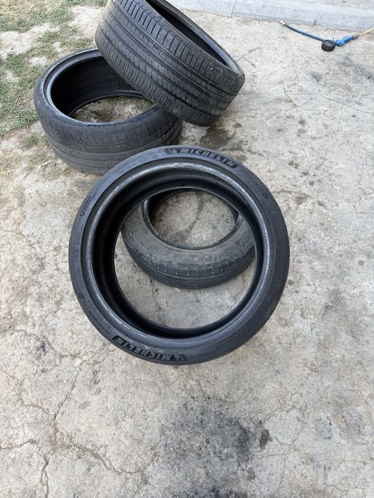 B/U Balonla Bor Donali 255 35 R20 // 245/50/R18