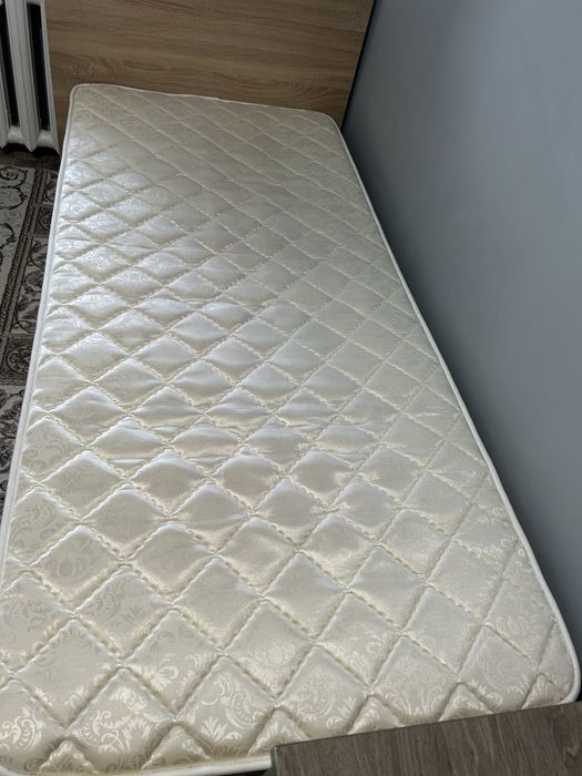 Продам подростковые кровати 2 шт