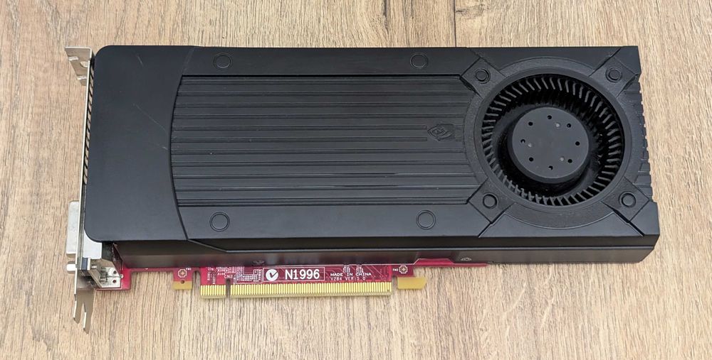 Vand Placa video nVidia GeForce GTX 660 (1.5 GB GDDR5 RAM)