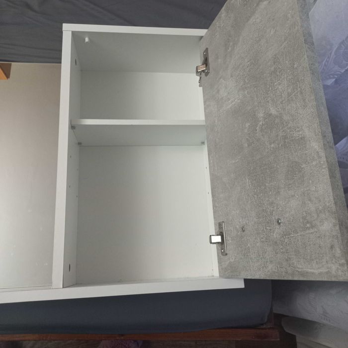 Шкаф за баня - красив и удобен