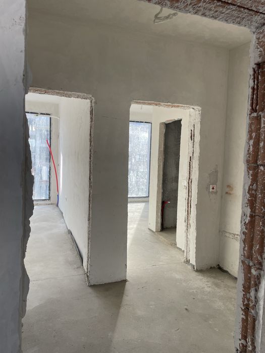 Продава се Тристаен апартамент в София, Хаджи Димитър - 102 кв.м за 1454 €/кв.м - Снимка #2