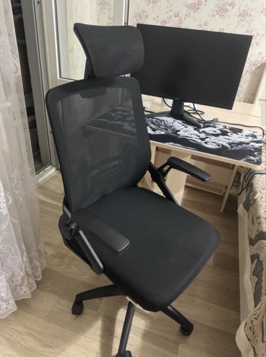 Продам компьютерное кресло