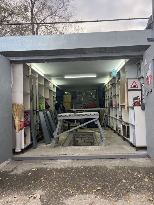 Продам гараж в районе 9 колы