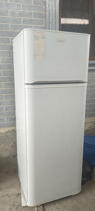 Холодильник Brusya