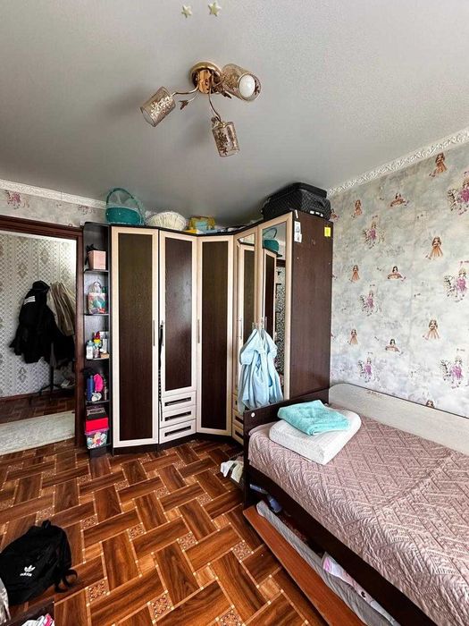 продам 2х комн кв Беркимбаева 97