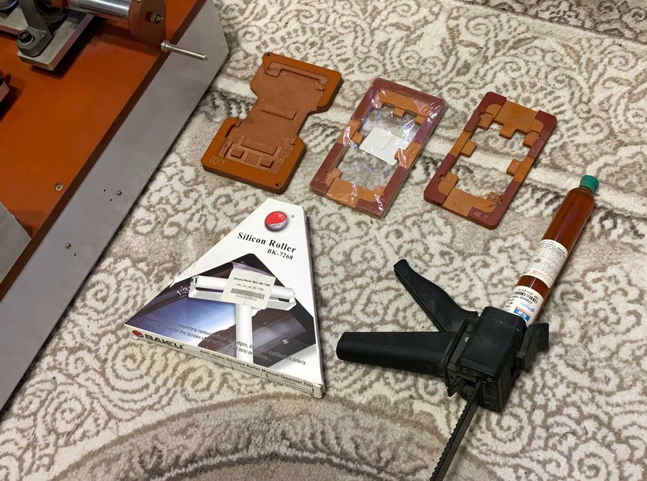 Mașină laminare și reparații LCD/Touchscreen – cu accesorii