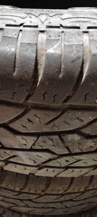 Продам резину летнюю 265/65 17