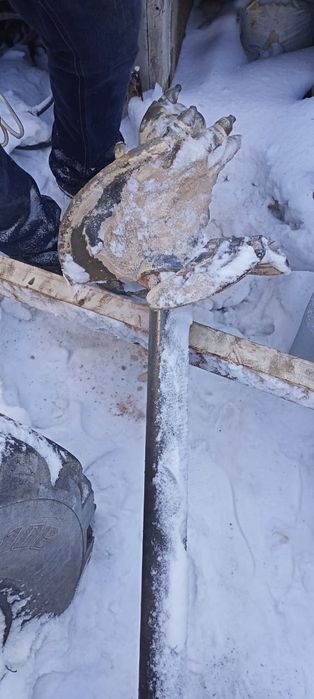 Продам бур на 350