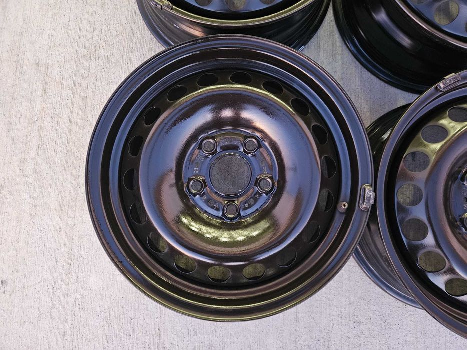 Jante + Capace VW R15 5x112 VW Golf 5,6,7;Touran;Jetta;Passat;SKODA 2,3;AUDI;SEAT
