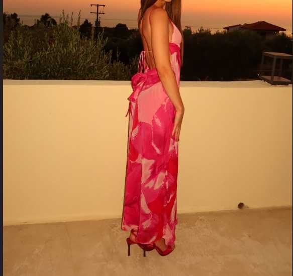 Зара Viral рокля НОВА