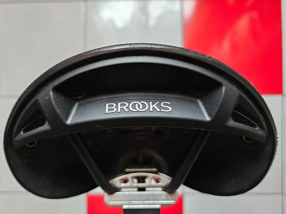 Sa bicicleta Brooks C17