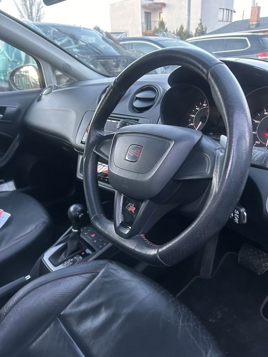 Volan complet cu airbag ,  teșit piele cu padele Seat ibiza FR 2011