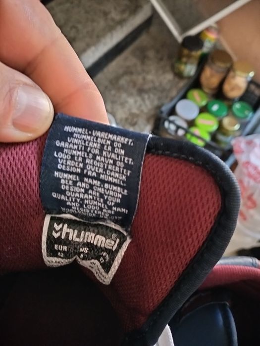 Оригинални маратонки