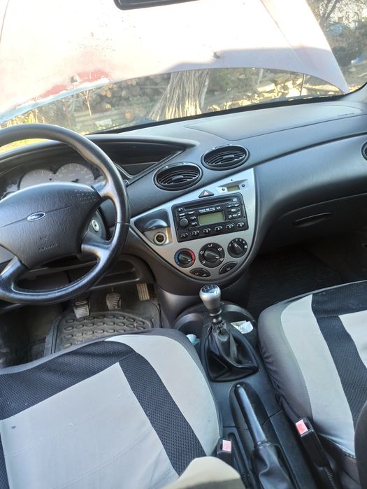 FORD Focus 2001 — imagine 3