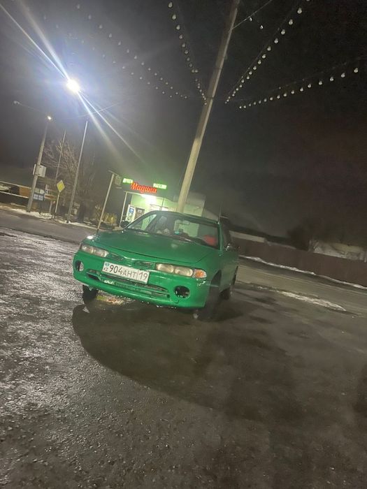 Продам Mitsubishi Galant 1993