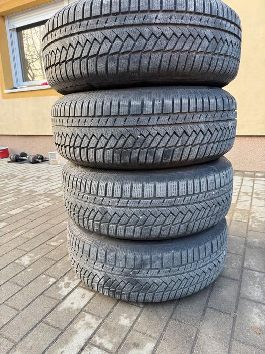 Anvelope 235 65 17 Continental iarna 2021