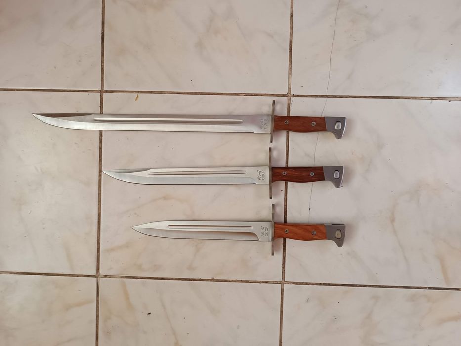 Vand sataruri si baionete