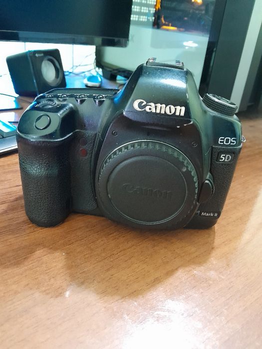 Canon 5 D marq II bodiy