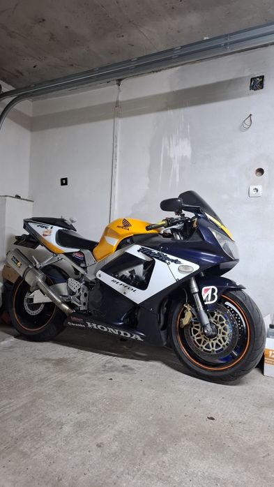Honda cbr 929 rr