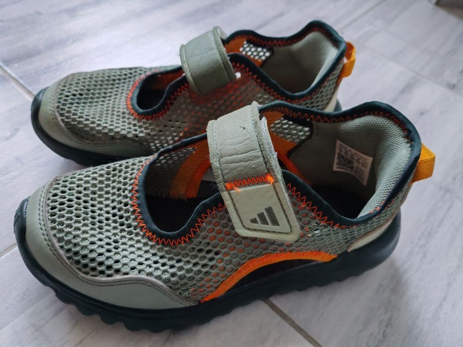Летни маратонки/ сандали Adidas 33.5