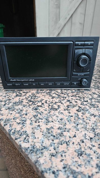 Gps audi a4 foarte putin folosit este ca nou