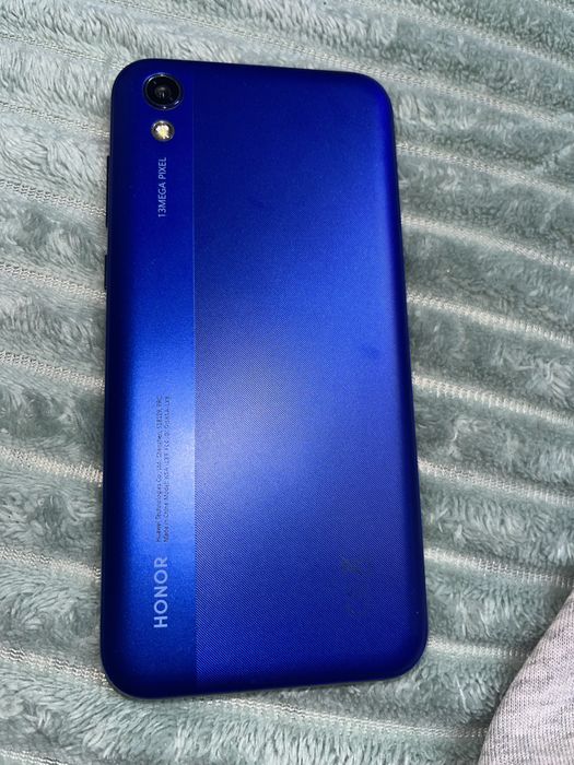 Телефон HONOR 8S 32GB