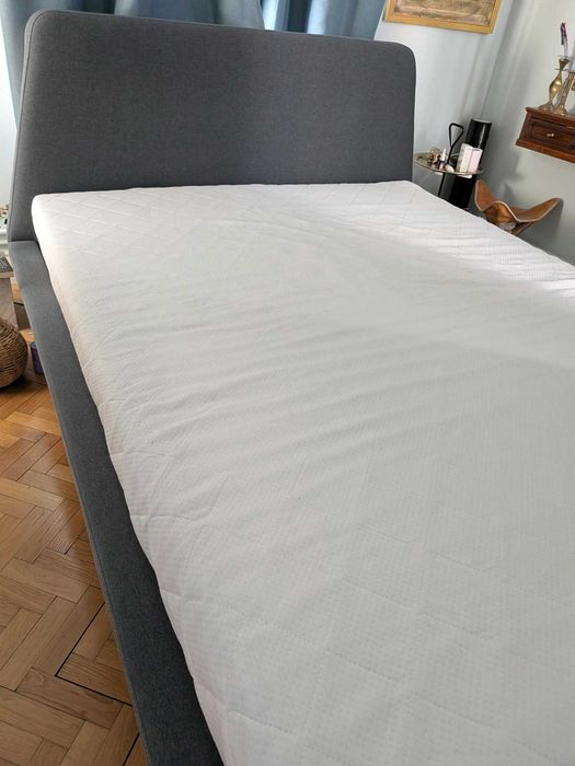 Pat tapițat 160x200 cm (Polonia) + Saltea IKEA + Somieră incluse - Stare perfectă