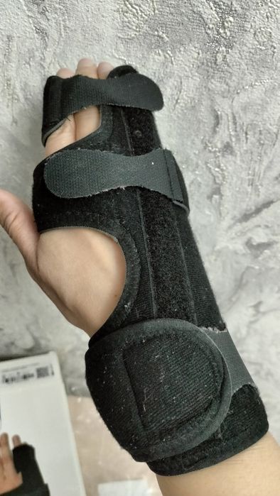 Продается бандаж "перелом боксера"