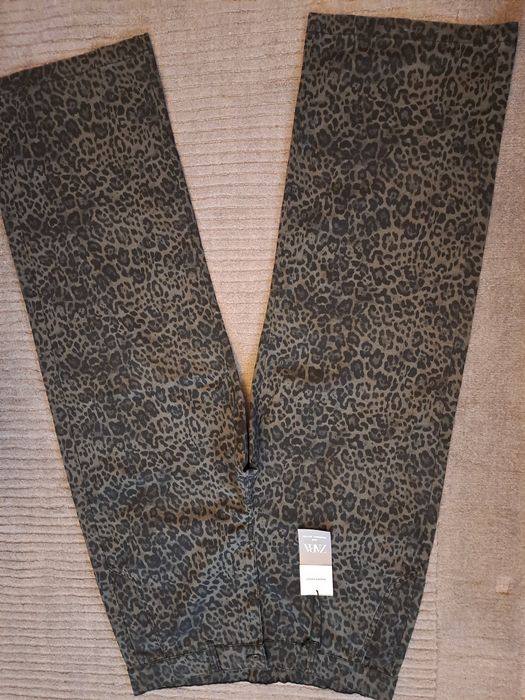 Pantaloni Zara Wide fit,animal print,Editie  Speciala,46