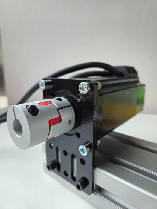 Suport motor Nema 17 si Nema 23, din otel carbon de 3mm