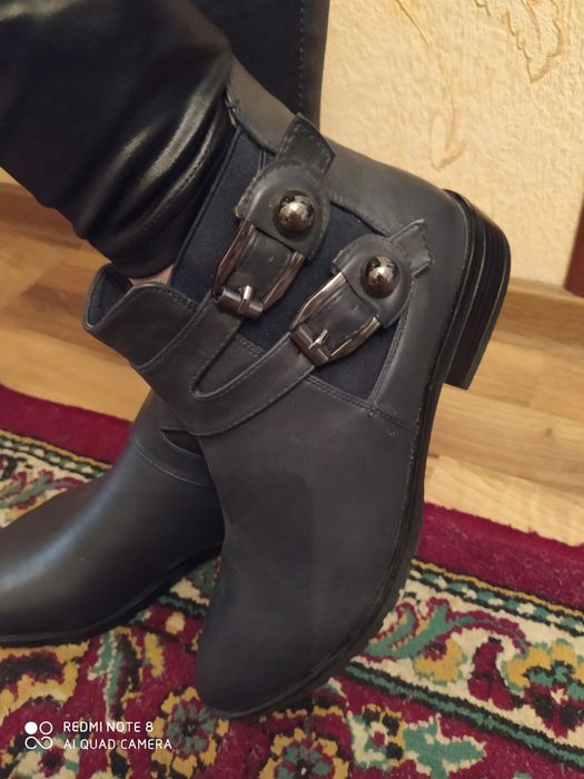 Ботинки сапоги сапожки новые разм. 40-41