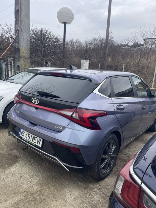 Inchirieri auto Uz personal Hyundai I20