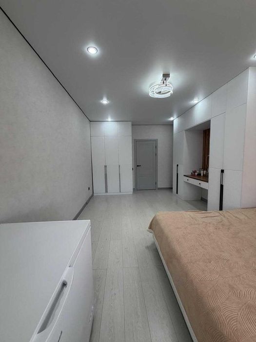 продажа 4 ком квартиры район Береке