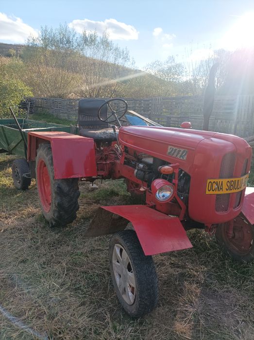 Vând sau schimb tractor fiat R 211