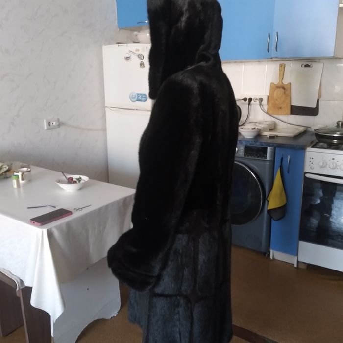 Норковая шуба чёрный бриллиант