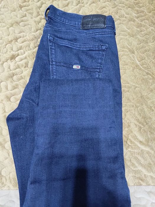 Blugi Tommy Hilfiger