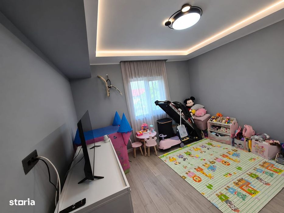 Vilă de lux cu piscină,teren 400 mp, Chiajna,Rosu