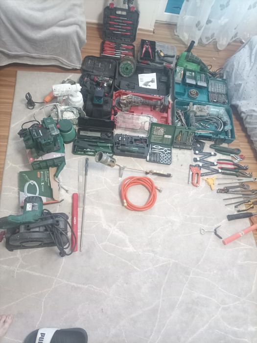 Scule diferite categorii in perfectă stare de funcționare