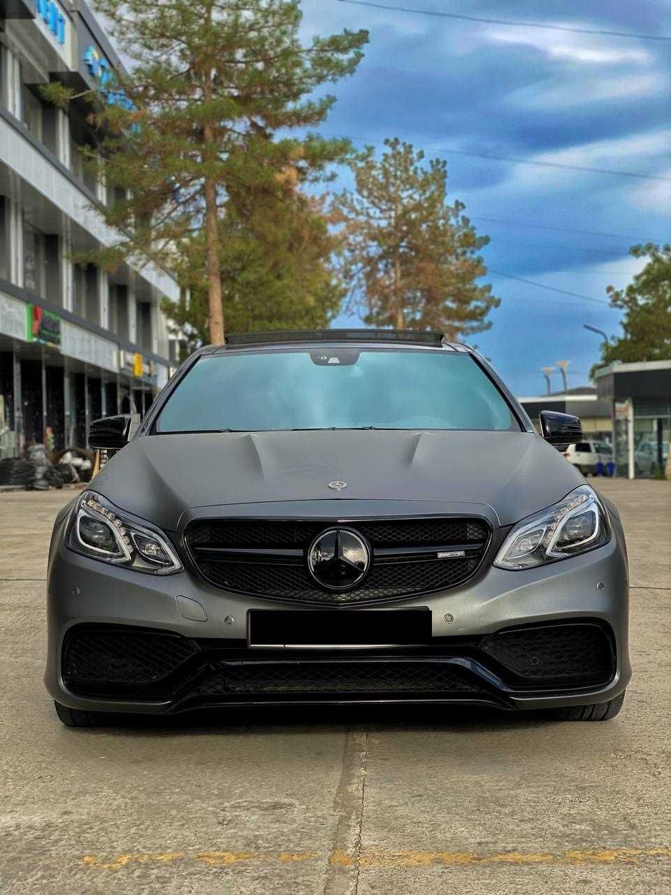 Mercedes Matte Army Green