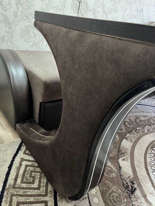 Продам диван в хорошем состоянии