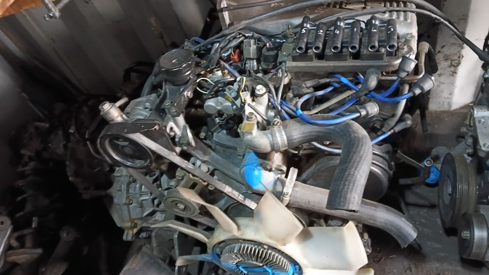 Двигатель митсубиси 6G72