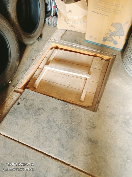 Гараж возле Дворца спорта