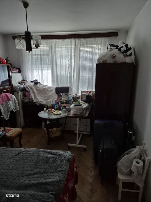 Vand apartament 3 camere Slobozia , Ialomita , central 3/4,2balcoane