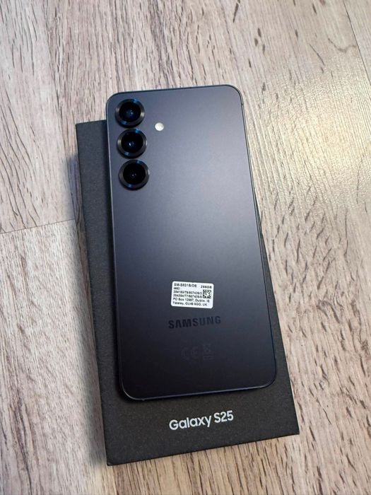 Vand Sau Schimb Samsung Galaxy S25 Gray 5G Dual Sim 256Gb