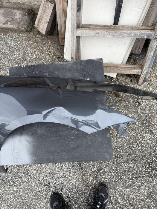 Десен оригинален калник Тесла модел 3 Tesla model 3