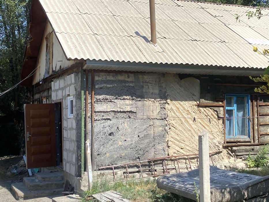 Продам дом в ессыке на площадке