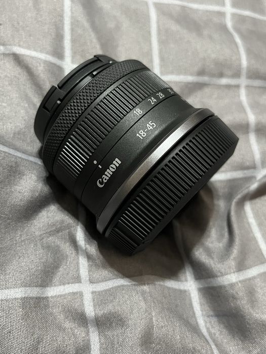 Obiectiv Canon RF-S 18-45mm F4.5-6.3 IS STM